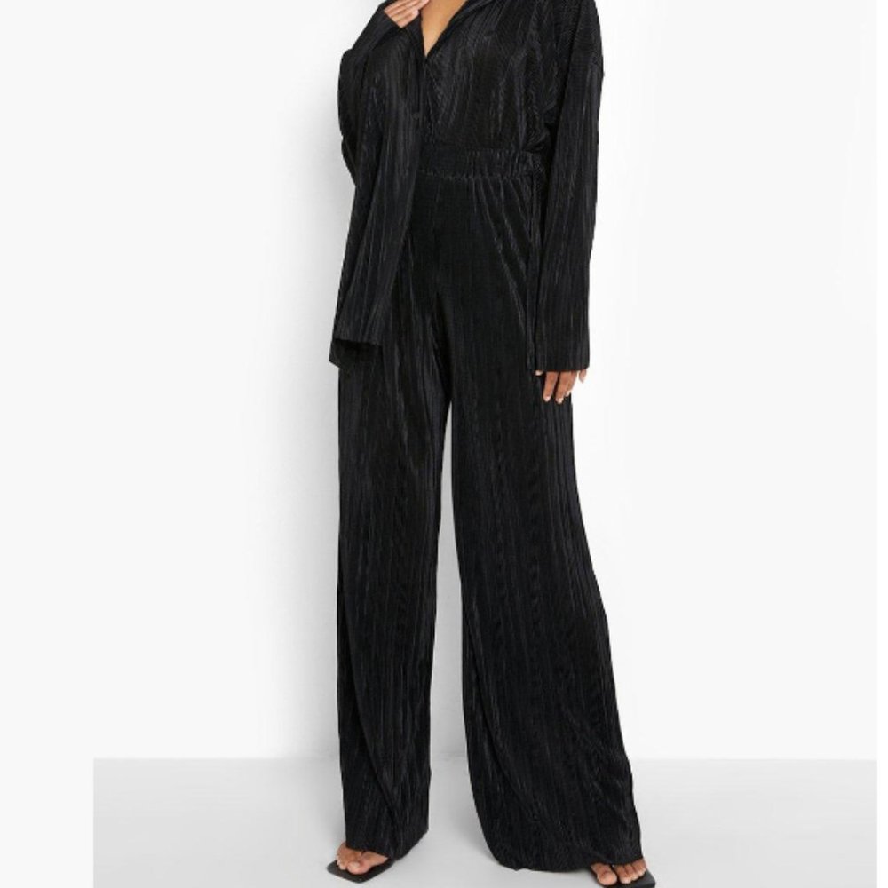 Plisse Oversized Top + Wide Leg Pants Set